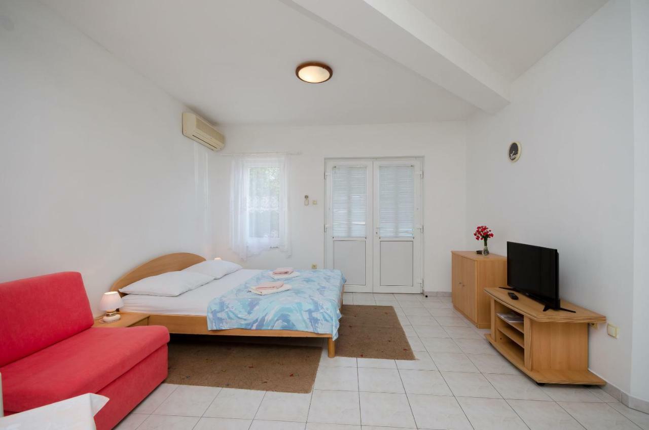 Apartments Branimir Нови-Винодолски Экстерьер фото